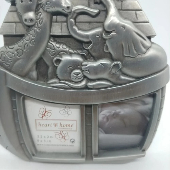 Conoisseur Silver Pewter Noah's  Ark Frame, 3.5"x2" - Picture 3 of 6